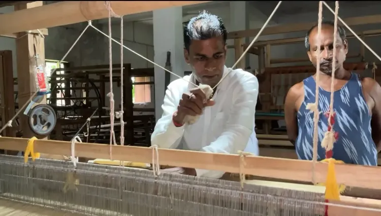क्या पीएम मोदी ने 'मन की बात' में नेपुरा के हैंडलूम का जिक्र किया? बुनकर नवीन कुमार का आभार