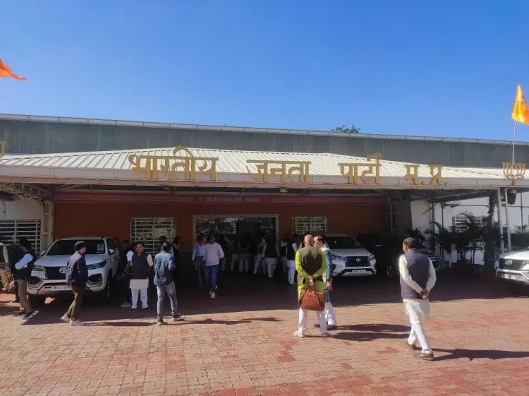 BJP Assembles to Reach Agreement on District Leaders
