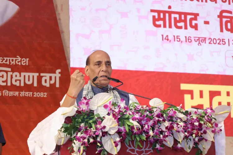 क्या भाजपा कार्यकर्ताओं के डीएनए में परिश्रम और जनता की सेवा है? : राजनाथ सिंह