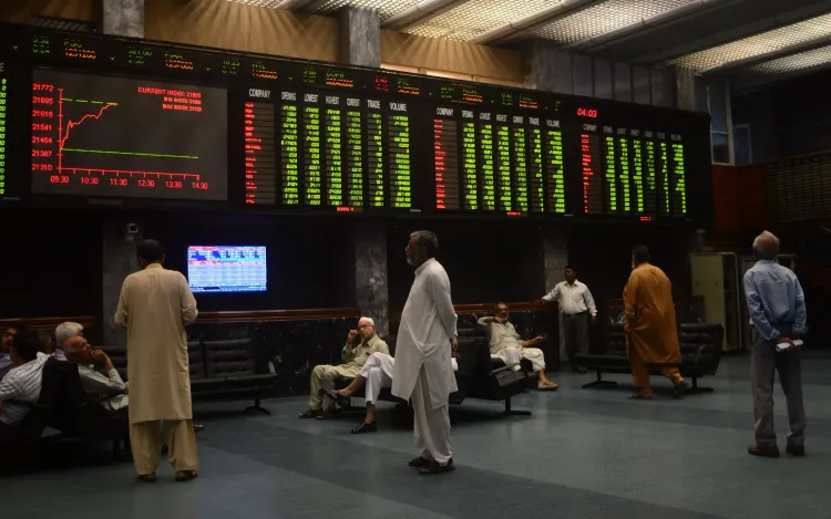 Market Turmoil at Pakistan Stock Exchange Amid US-China Trade Tensions