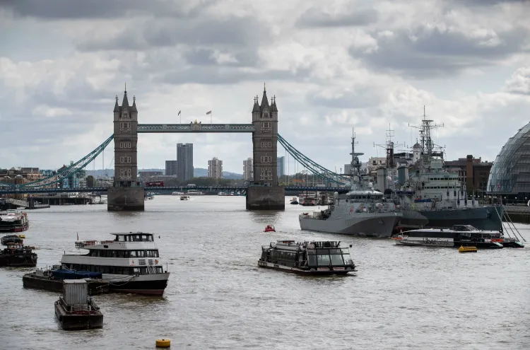 UK Inflation Declines to 2.5% in December: ONS
