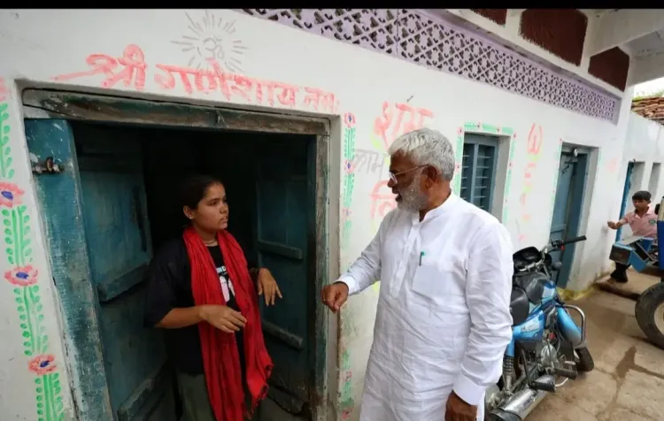 क्या जलशक्ति मंत्री ने बुंदेलखंड में एक दर्जन से अधिक गांवों का निरीक्षण किया?