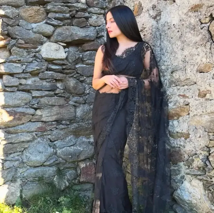 Celina Jaitly Honors Her Late Mother with a Cherished Lace Saree