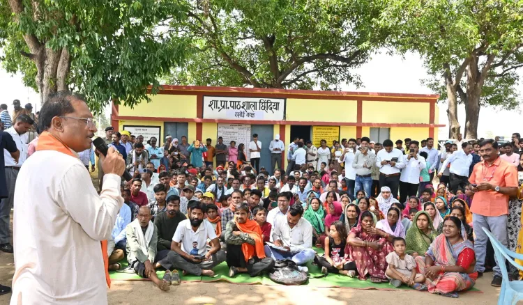What Happened When Chh'garh CM Engaged with Villagers at 'Samadhan Shivir'?