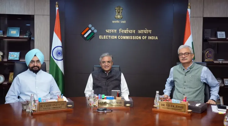 क्या चुनाव आयोग ने सीपीआई के प्रतिनिधिमंडल से मुलाकात कर महत्वपूर्ण मुद्दों पर चर्चा की?