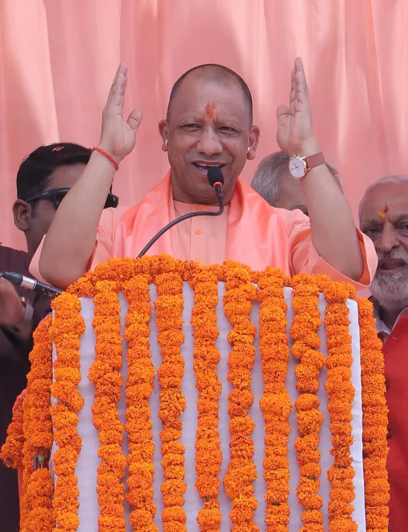 क्या सीएम योगी ने दुर्लभ पांडुलिपियों के संरक्षण के लिए भरोसा दिया?