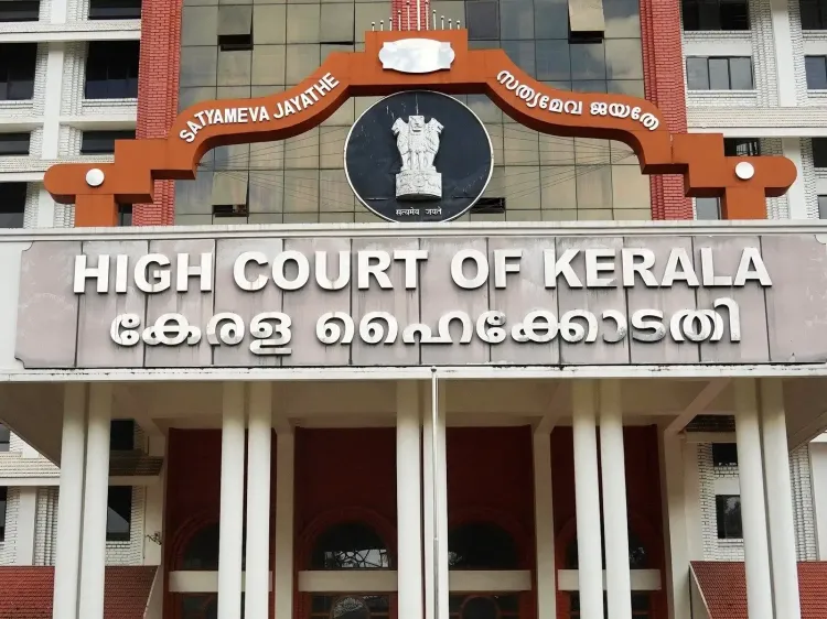 What Actions Are Being Taken Regarding Deposit Losses in Cooperative Banks?