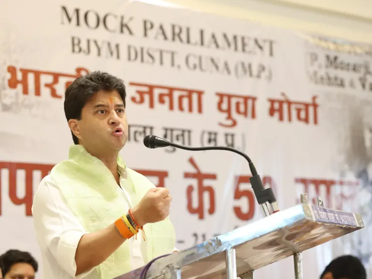 क्या कांग्रेस देश और प्रदेश को बदनाम करने की पाठशाला है? : ज्योतिरादित्य सिंधिया