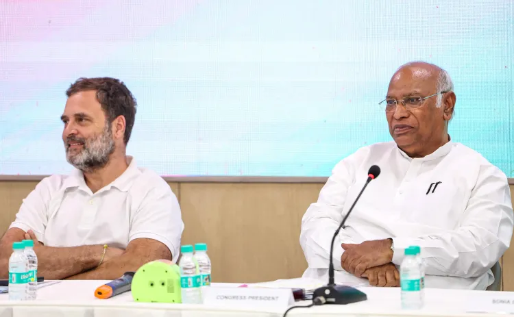 Did Kharge Praise Rahul for Pressuring Government into Caste Census?