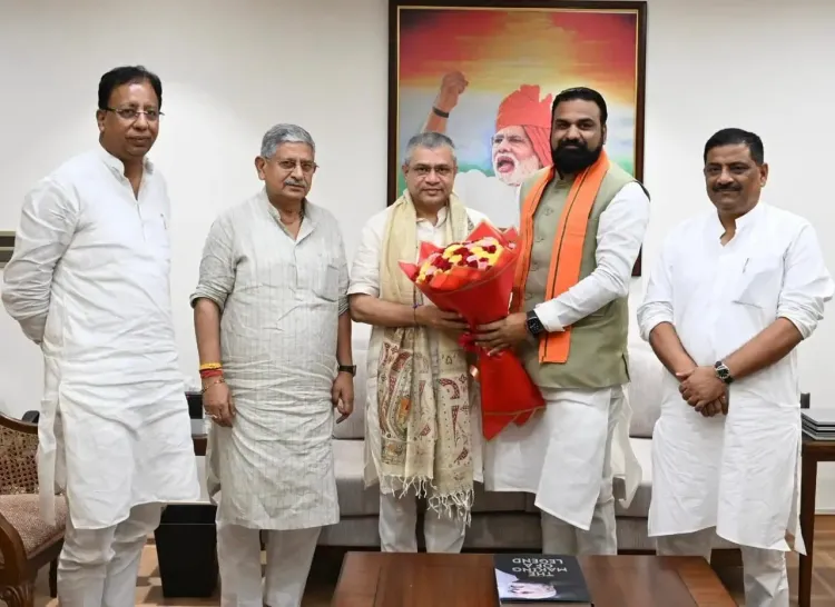 क्या दीपावली और छठ पर यात्रियों को मिलेगी बड़ी सौगात, 12 हजार से ज्यादा स्पेशल ट्रेनें चलाई जाएंगी?
