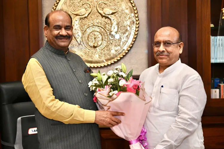 What Digital Initiatives Did Delhi Assembly Speaker Discuss with Lok Sabha Speaker?