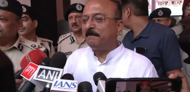 Delhi Government Advocates for Introduction of 100 Compact Fire Tenders: Sood