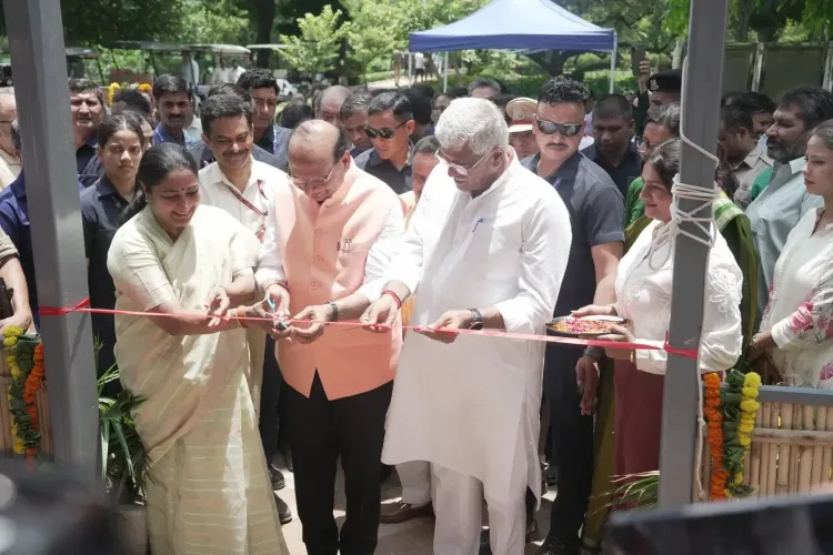 क्या दिल्ली में जनता के लिए 'शीशमहल' खुल गया? एलजी वीके सक्सेना और सीएम रेखा गुप्ता ने किया उद्घाटन