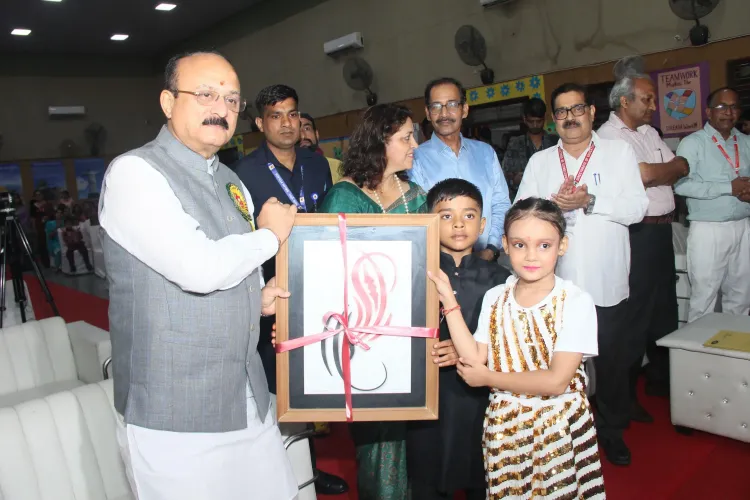 क्या दिल्ली में नर्सरी-केजी के बच्चों के लिए ओरिएंटेशन प्रोग्राम आयोजित किया गया?