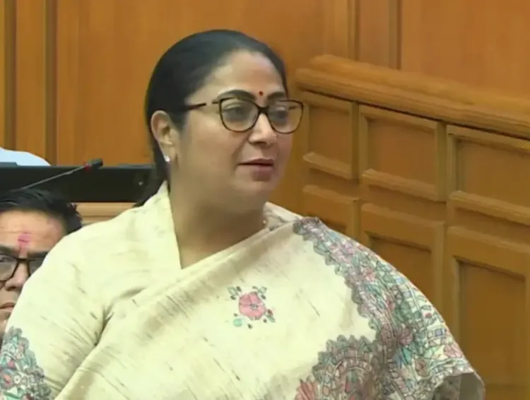 क्या रेखा गुप्ता सरकार ने दिल्ली के प्राइवेट स्कूलों में फीस निर्धारण को पारदर्शी बनाने के लिए विधेयक पारित किया?