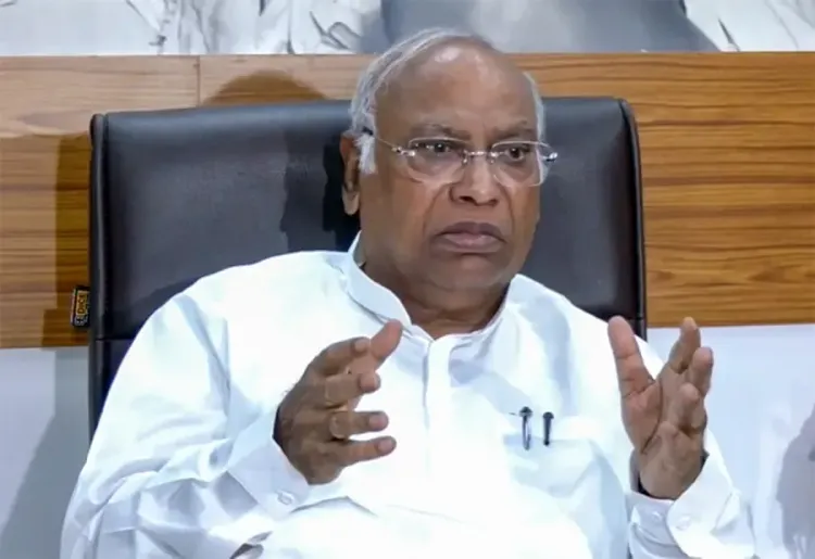क्या देश के इतिहास में पहली बार किसानों पर लगा टैक्स?, जीएसटी सुधार को लेकर खड़गे का वार