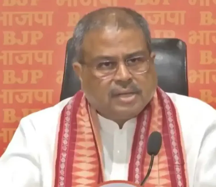 Why is Dharmendra Pradhan Criticizing Congress Over Caste Census?