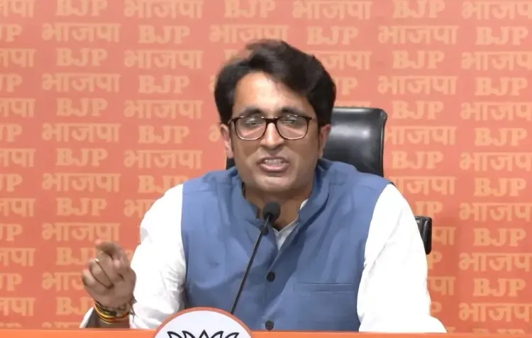 क्या डिजिटल इंडिया के 10 साल में भाजपा ने सफलताएं हासिल की हैं? कांग्रेस पर आरोप लगाते हुए भाजपा ने अपनी उपलब्धियां गिनाईं