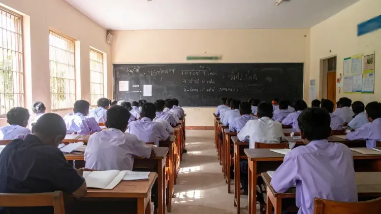 क्या बेंगलुरु के 40 स्कूलों को बम से उड़ाने की धमकी मिली?