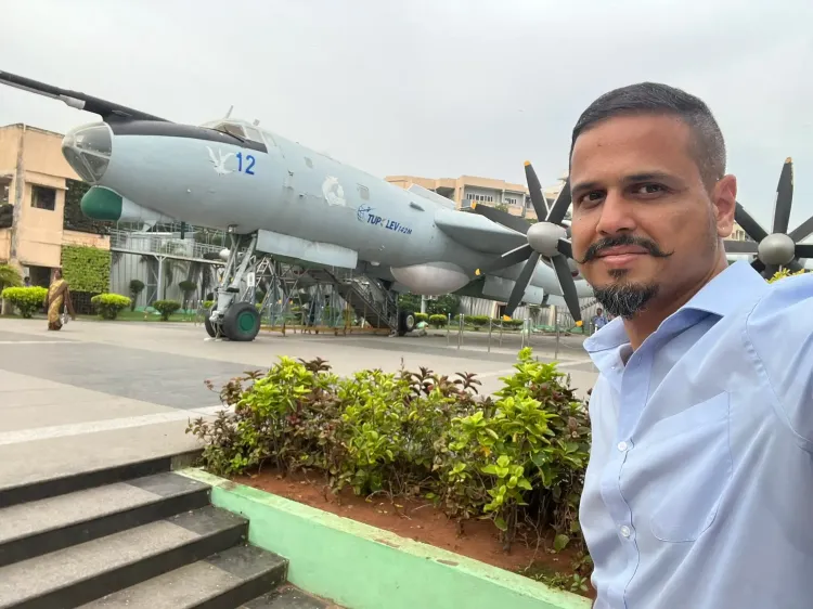 क्या एडिटर्स गिल्ड ने पत्रकार शिव अरूर के खिलाफ आपराधिक शिकायत की धमकी पर चिंता जताई?
