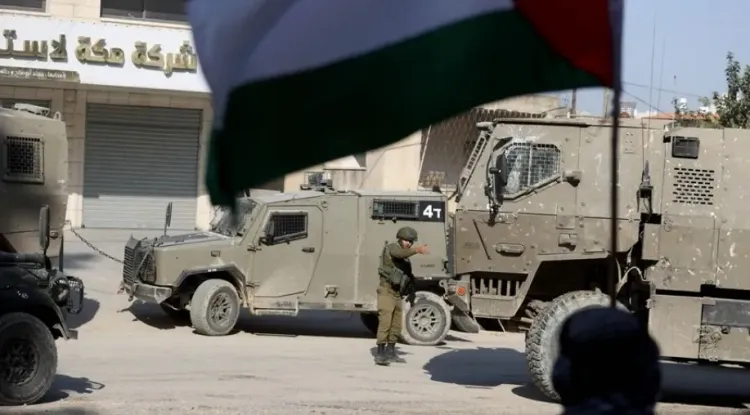 Should Israel Abandon Its Settlement Plans in the West Bank?