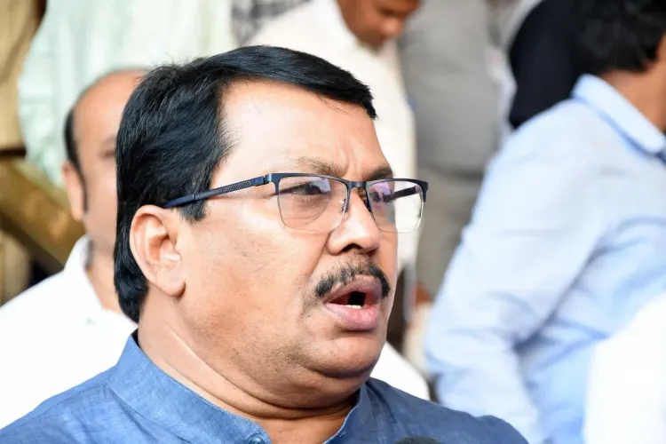 Why are Farmers' Suicides Rising? Opposition Walks Out Twice from Maharashtra Assembly