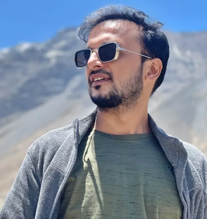 How Does Filmmaker Dheeraj Jindal Redefine Death and Friendship in His New Short Film ‘Momo Deal’?