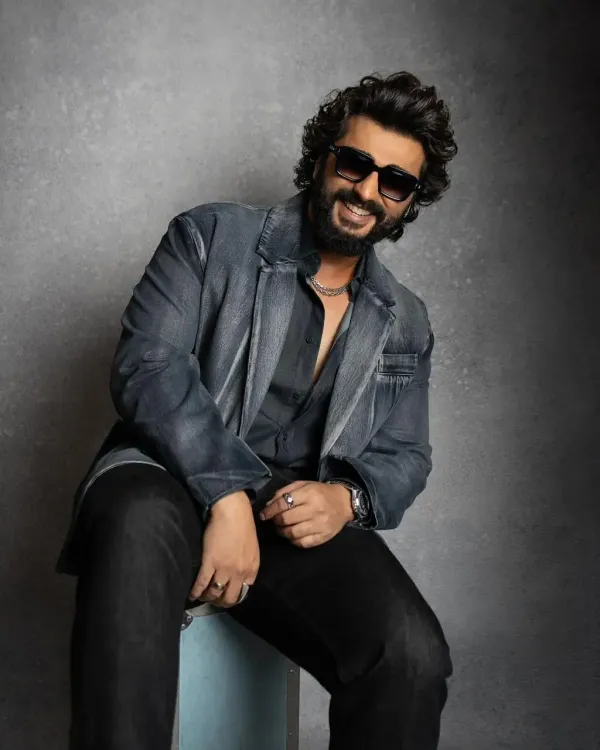 क्या अर्जुन कपूर अपनी फिटनेस पर ध्यान दे रहे हैं? शेयर की दमदार बॉडी की फोटो