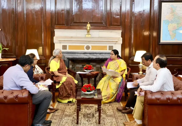 Could FM Sitharaman's Meeting with Delhi CM Boost City Infrastructure with Rs 600 Crore Loan?