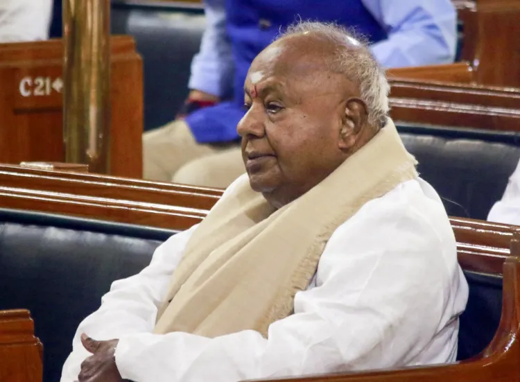Former Prime Minister Deve Gowda Endorses Waqf Bill, Emphasizing Protection for Underprivileged Muslims