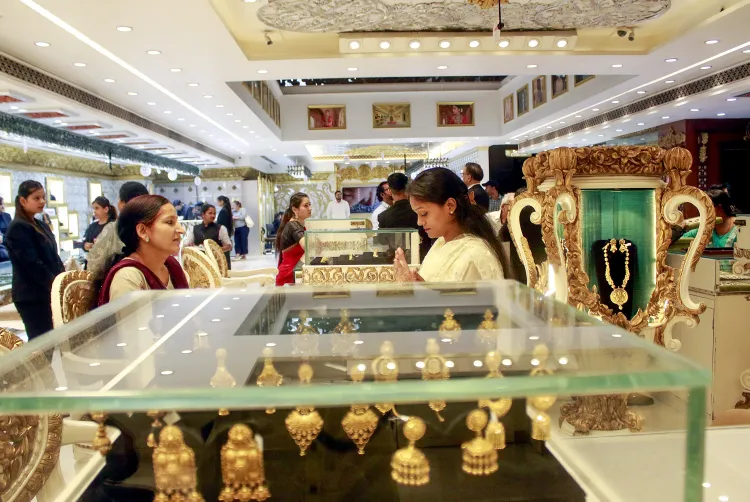 How Did Gold Prices Skyrocket by 200% in 6 Years?