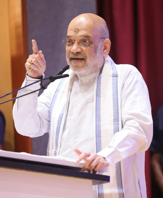 क्या 'हर घर तिरंगा' अभियान से जागा राष्ट्रप्रेम, तिरंगे संग सेल्फी लें : अमित शाह?