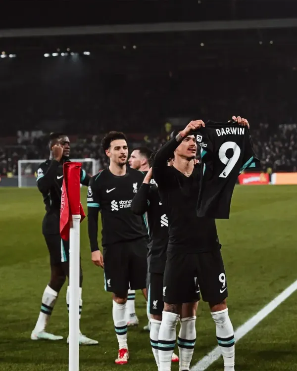 Van Dijk Commends Nunez's Impact in Liverpool Win