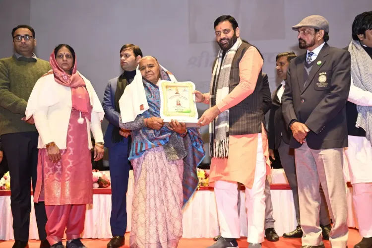 Haryana Chief Minister Honors Mothers of the State's Athletes