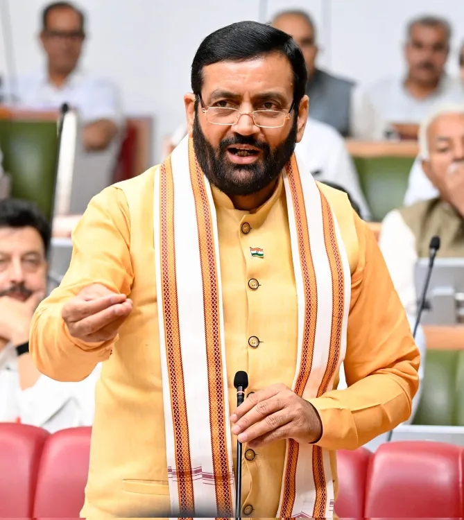 क्या हरियाणा के मुख्यमंत्री नायब सैनी साइकिल से विधानसभा पहुंचकर नशे के खिलाफ जागरूकता का संदेश दे रहे हैं?