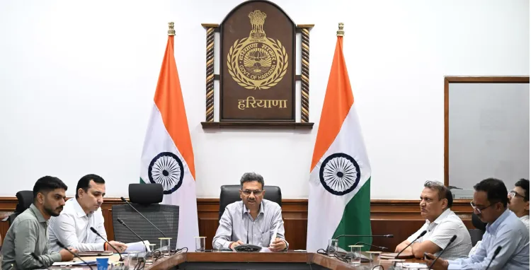 क्या हरियाणा के मुख्य सचिव अनुराग रस्तोगी को मिला एक साल का सेवा विस्तार?