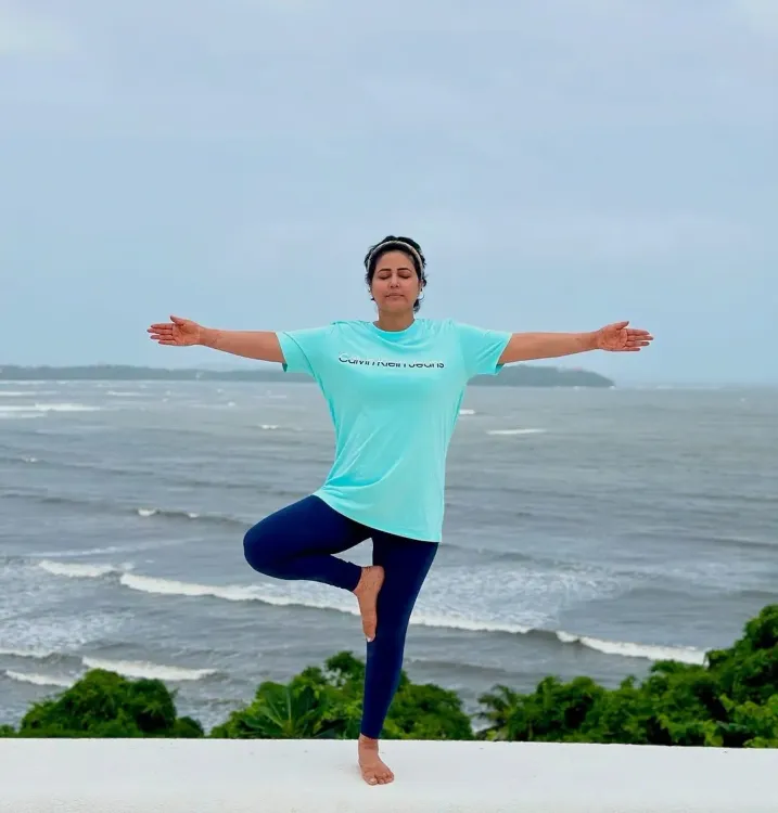 Did Hina Khan Celebrate Yoga Day with a Stunning View?