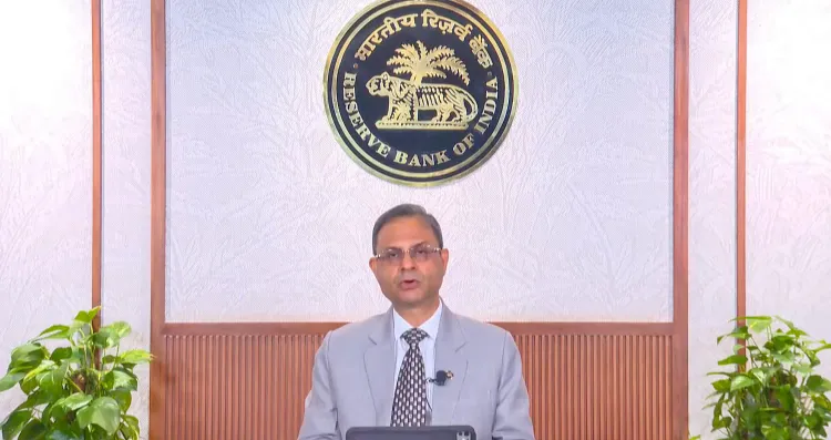 क्या वित्त वर्ष 2026 में हेडलाइन मुद्रास्फीति औसतन 4 प्रतिशत रहने का अनुमान है?