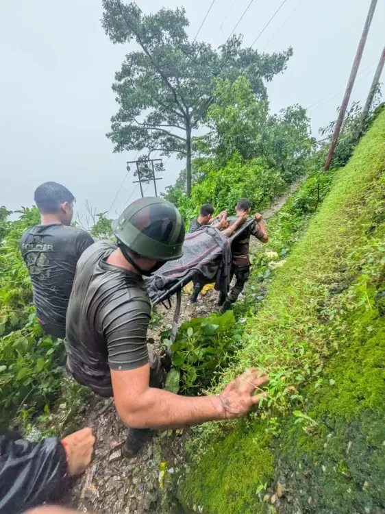 क्या भारतीय सेना की व्हाइट नाइट कोर ने कटरा में भूस्खलन के बाद राहत कार्यों में मदद की?