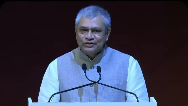 क्या सेमीकॉन इंडिया में केंद्रीय मंत्री अश्विनी वैष्णव ने कहा- भारत वैश्विक अनिश्चितता के बीच स्थिरता का प्रतीक है?