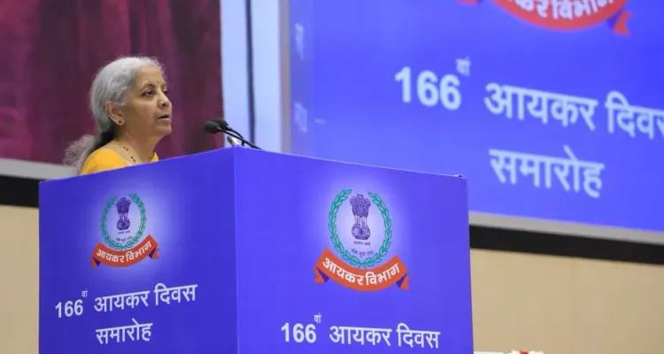क्या नए इनकम टैक्स बिल में सरल भाषा का उपयोग एक बड़ा बदलाव है? वित्त मंत्री