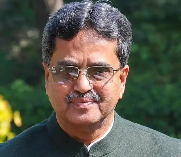 क्या त्रिपुरा के मुख्यमंत्री साहा ने श्यामा प्रसाद मुखर्जी के नाम पर पुरस्कारों की घोषणा की?