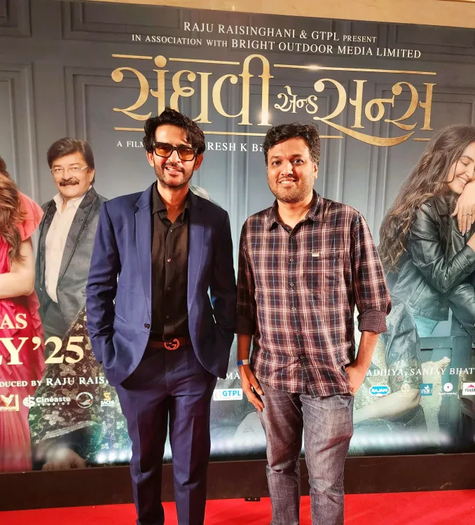 Did Hiten Tejwani Connect with Movie Lovers at ‘Sanghavi and Sons’ Special Screenings?