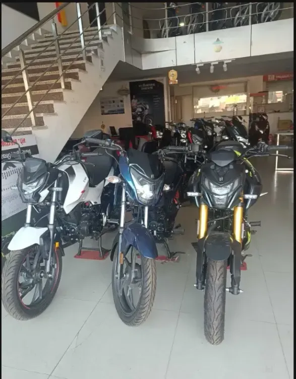 HSBC Predicts High-Single Digit Growth for India's Two-Wheeler Sector by FY26