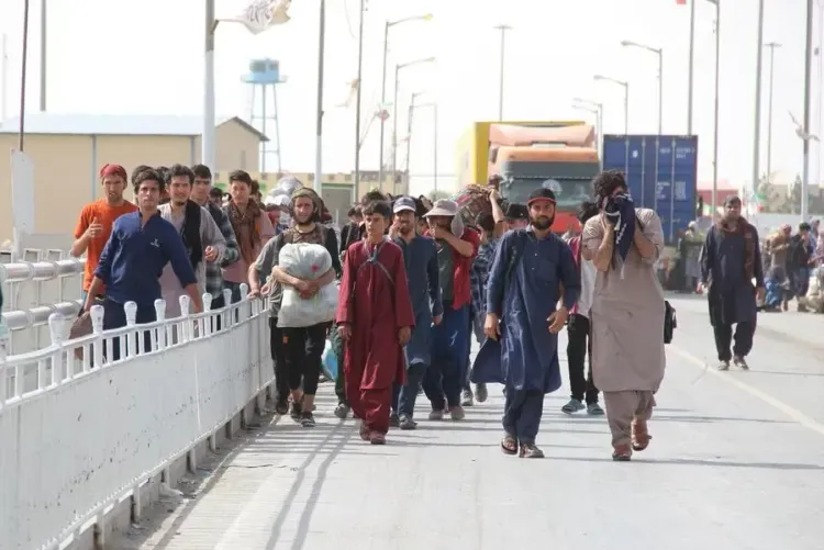 Human Rights Coalition Urges Pakistan to Cease Afghan Migrant Deportations
