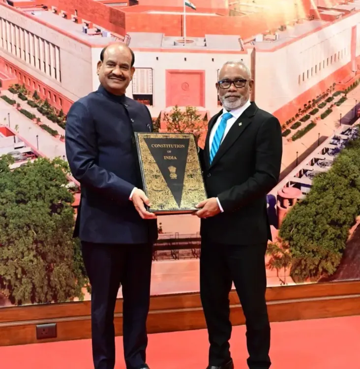 India Commits to Support Maldives in Parliamentary Digitalization