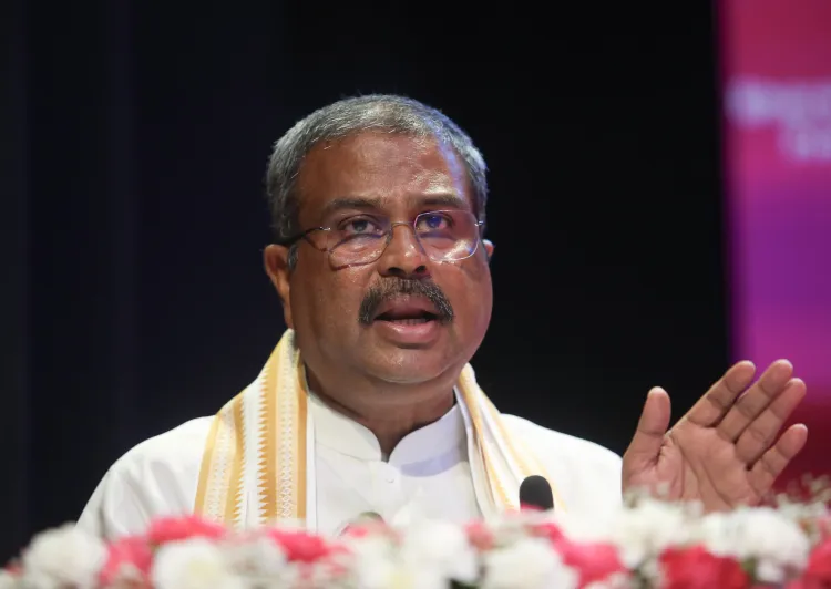 क्या इंडिया गठबंधन की भाषा पीएम मोदी के खिलाफ नफरत की पराकाष्ठा है? : धर्मेंद्र प्रधान