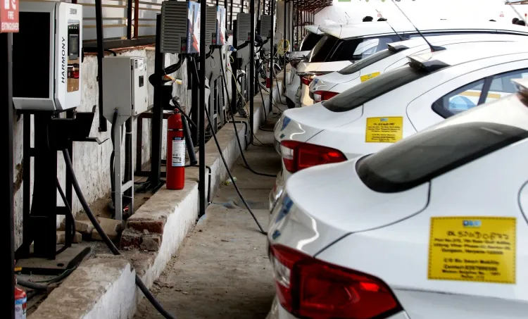 India Achieves 28.55 Lakh Registered Electric Two-Wheelers and 2.57 Lakh Electric Four-Wheelers: Government Update