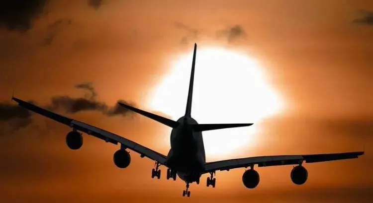 How is the India-Pakistan Conflict Impacting Domestic Air Traffic?