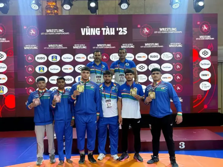 How Did the Indian U-17 Freestyle Wrestling Team Perform at the Asian Championships?